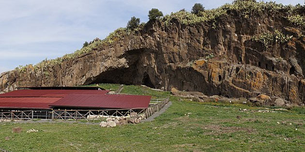 Archaeological area of ​​Palikè in Mineo