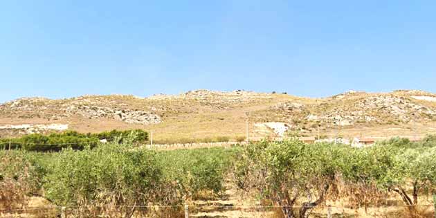 Desusino Mount Archaeological Area in Butera
