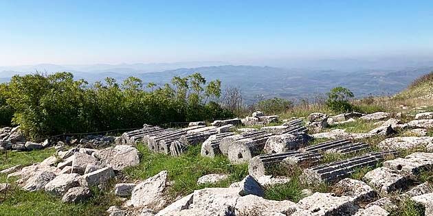 Area Archeologica del Monte Jato