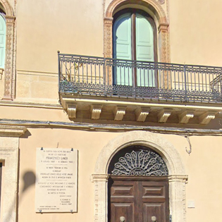 Lanza House in Valguarnera
