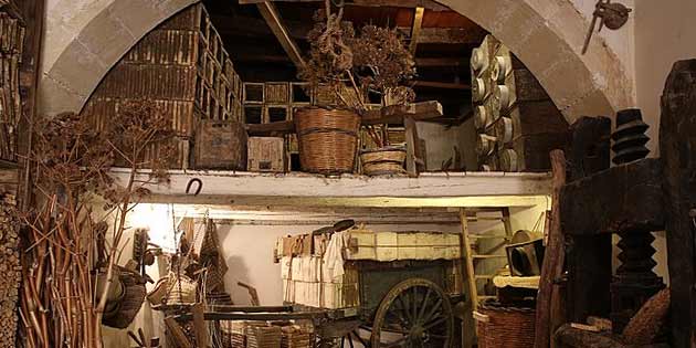 House Museum of traditional beekeeping in Sortino