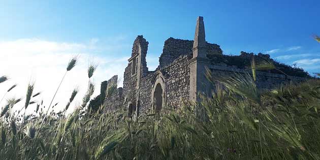 Requesenz Castle in Buscemi
