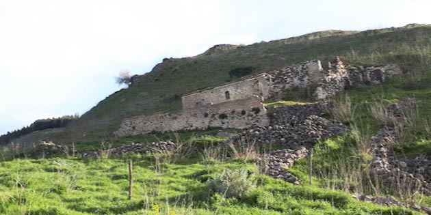 Terravecchia Castle in Giarratana
