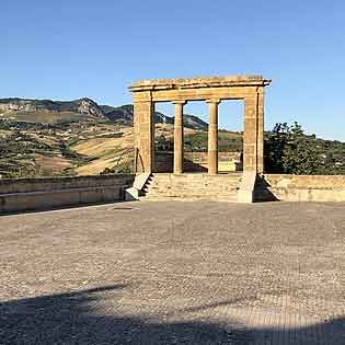 Castello di Zabut di Sambuca di Sicilia