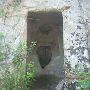 Rivettazzo quarry in Solarino
