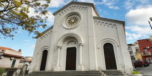 Chiesa del Santissimo Rosario a Castanea delle Furie