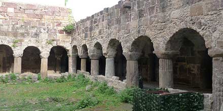 Chiostro Normanno a Lipari