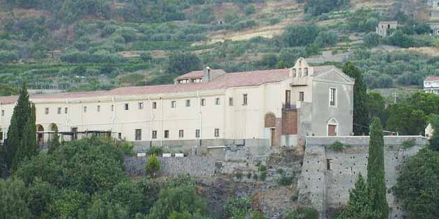 Convento e Cripta dei Cappuccini a Savoca