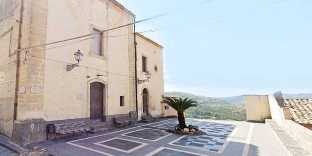 Ex Chiesa di San Benedetto a Licodia Eubea