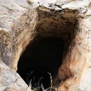 Giant's Cave in Ragusa