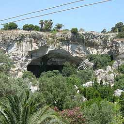 Latomia del Paradiso a Siracusa