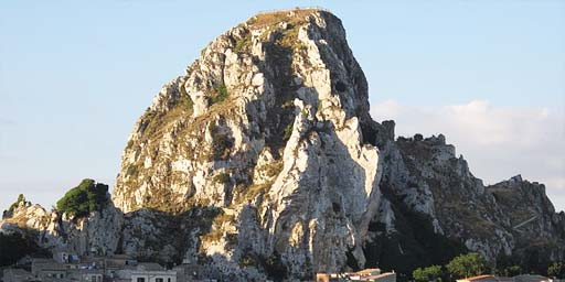 Kratas Mount in Caltabellotta