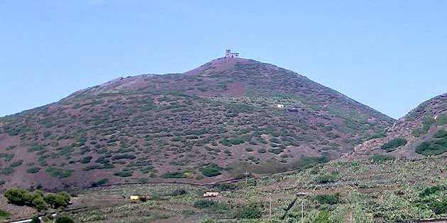 Rosso Mount in Linosa
