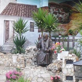 Monumento a Padre Pio a Castrofilippo