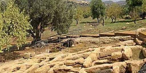 Giambertoni Necropolis in the Valley of the Temples