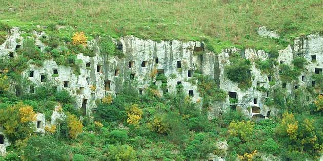 Necropoli Nord di Pantalica