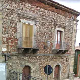 Palazzo Baronale a Floresta