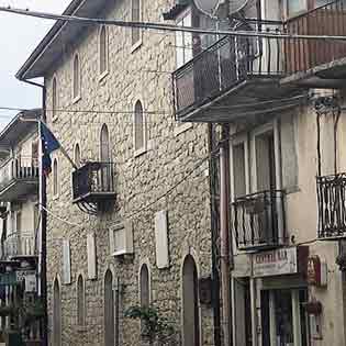 Palazzo Comunale a Floresta