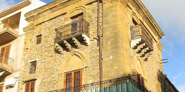 Palazzo de Michele-Abatellis in Cianciana