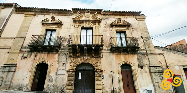 Latrini Palace in Militello Val di Catania