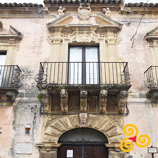 Palazzo Latrini a Militello Val di Catania