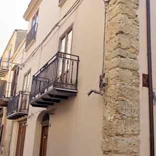 Palazzo Milone a Corleone