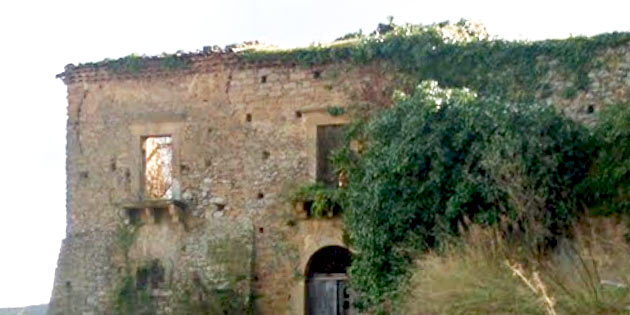 Minneci Palace in Motta D'Affermo