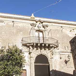 Palazzo Mugnos a Licodia Eubea