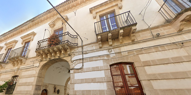Rejna Palace in Militello in Val di Catania