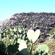 Parco Archeologico dei Sesi a Pantelleria