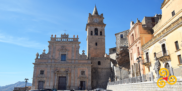 Piazza del Duomo di Caccamo