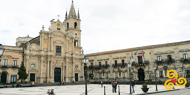 Acireale Cathedral Square