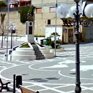 Piazza Gramsci a San Cono