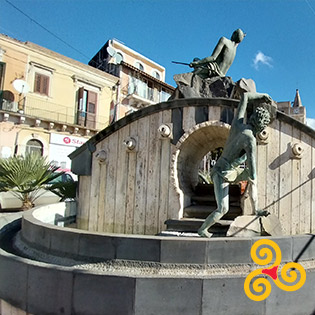 Piazza della Vittoria in San Pietro Clarenza
