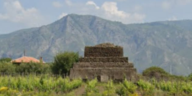 Pyramid of Etna in Castiglione di Sicilia
