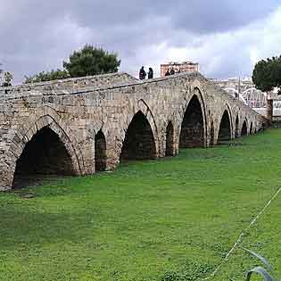 Admiral's Bridge in Palermo