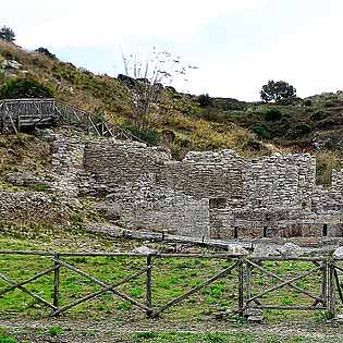 Porta di Valle a Segesta