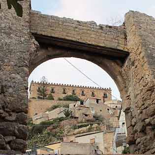 Porta Garibaldi a Leonforte