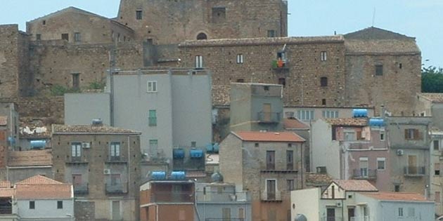 Bastione neighborhood in Caronia