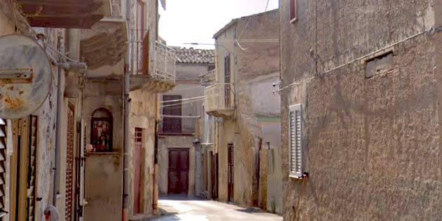 Cannatone neighborhood in Castrofilippo
