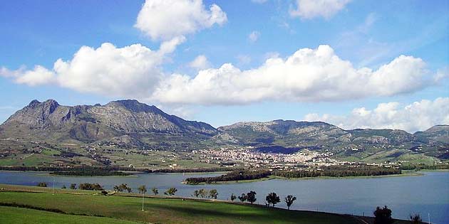 Serre della Pizzuta Nature Reserve