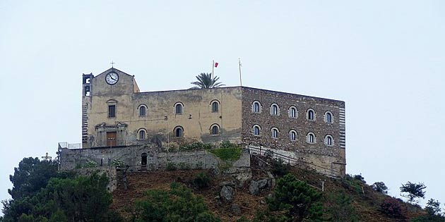Sanctuary of the Madonna delle Nevi in ​​Santa Lucia del Mela
