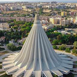 Santuario Madonna delle Lacrime a Siracusa