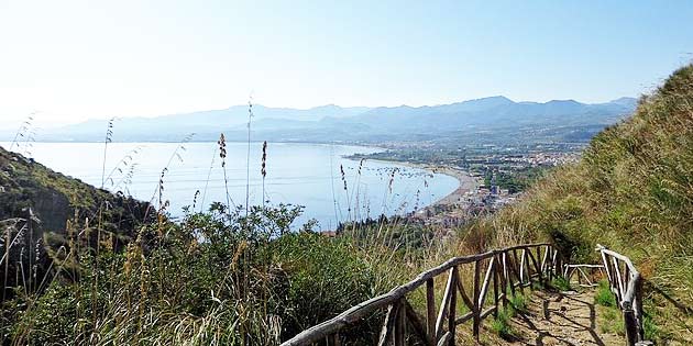 Coda di Volpe Nature Trail in Tindari