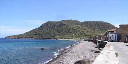 Spiaggia del Porto di Filicudi