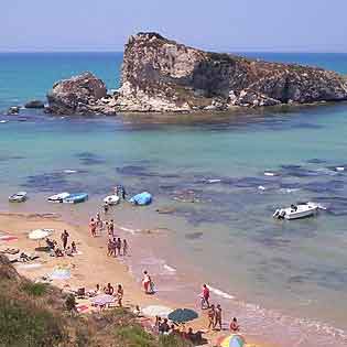 Spiaggia Rocca San Nicola a Licata