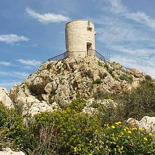 Bennistra tower in Scopello