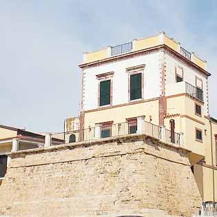 Cabrera Tower in Marina di Ragusa