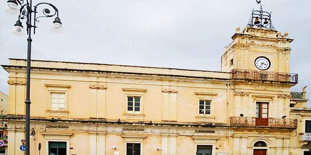 Torre dell'orologio ad Avola