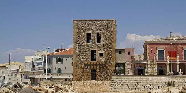 Scalambri Tower a Punta Secca